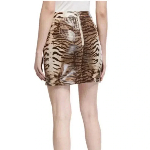 BARDOT ALEXIS ANIMAL Print SKIRT Faux Leather Small Size 6 NEW Lined. 362 - Picture 2 of 5